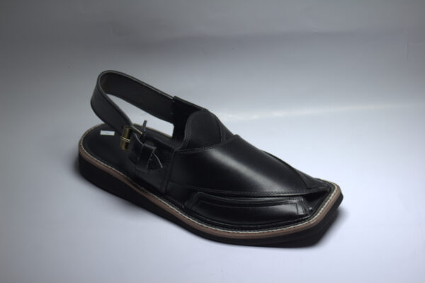 Black Medium sole Kaptaan-Peshawari Chappal
