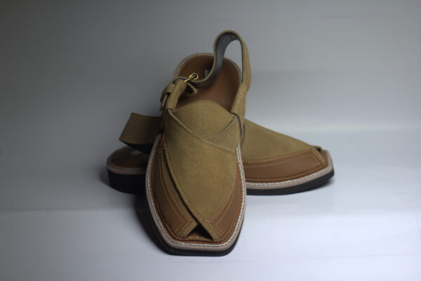 Camel Medium Sole Suede Kaptaan-Peshawari Chappal