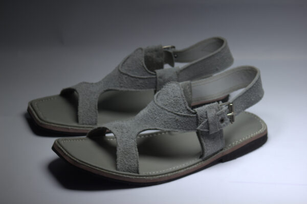 Suede Simple Panjedara-Peshawari Chappal - Image 2